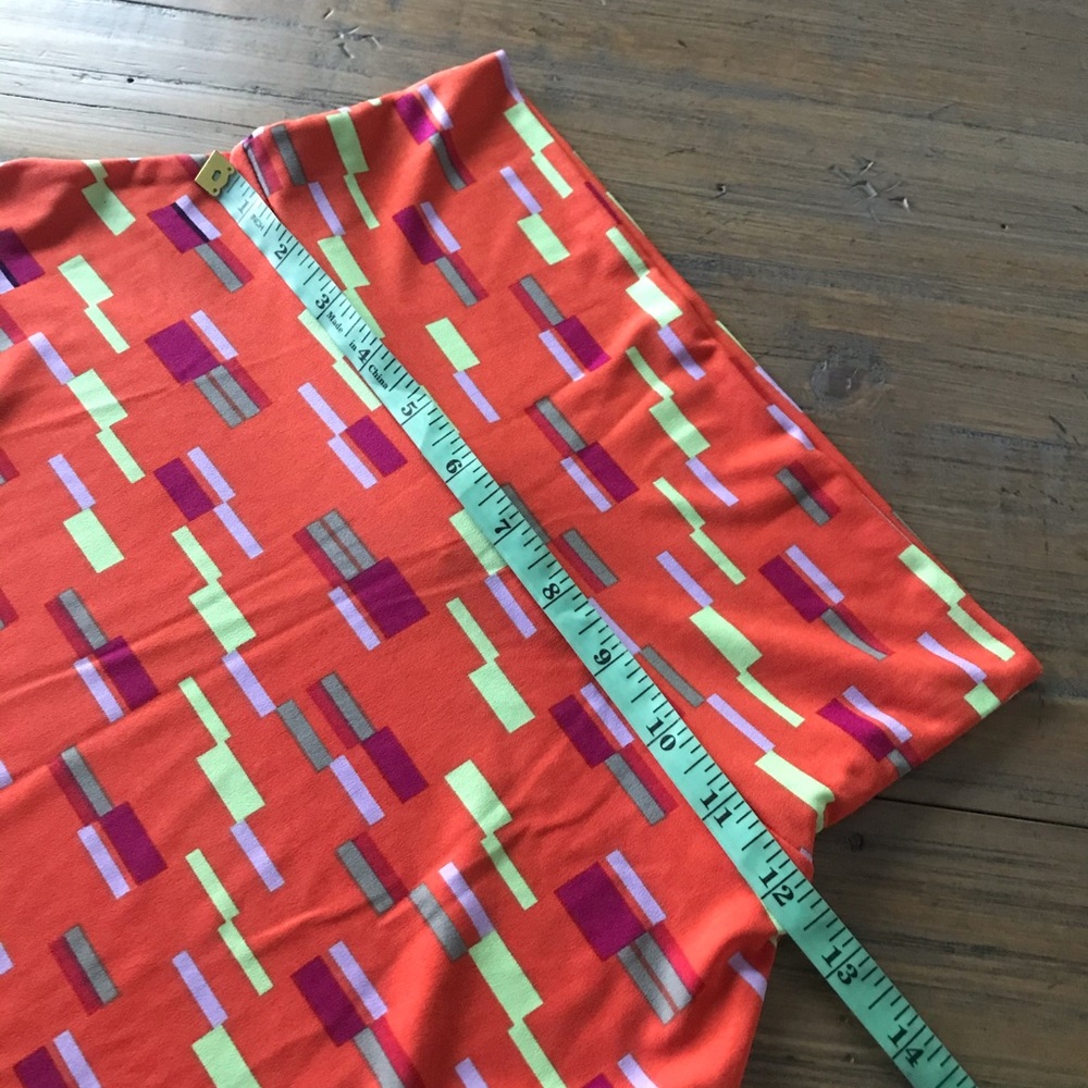 LuLaRoe XS Azure skirt- orange & rectangle pattern - Picture 9 of 13